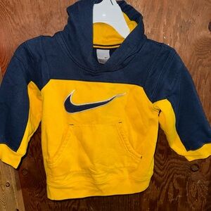 VTG Nike Kids Navy and Yellow Hoodie